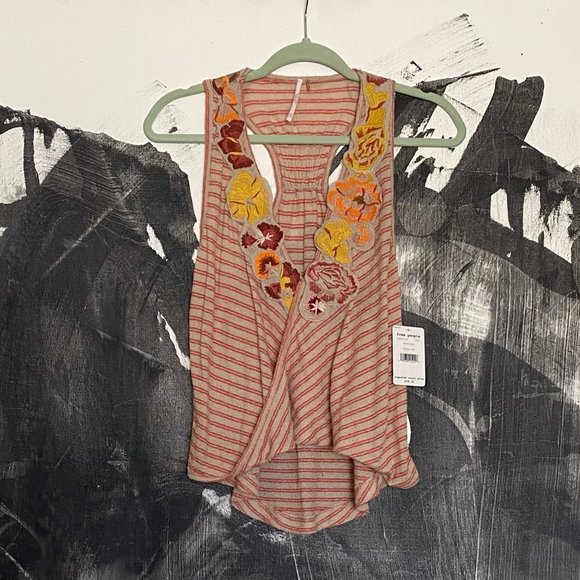 NWT Free People | Floral Applique Frida Tank | Racerback | XS | Extra Small - Picture 2 of 10